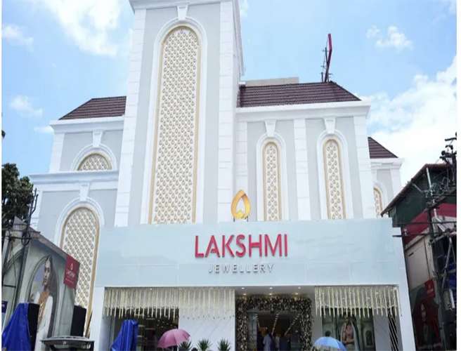 Lakshmi Jewellery opens its newly refurbished showroom