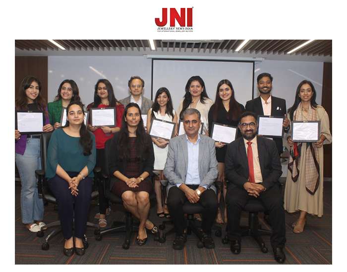 Jewelry Design Students’ Graduation Ceremony is Held by GIA India